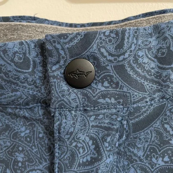 Greg Norman Men's Size 36 Blue Paisley Print Athletic Golf Shorts 90% Polyester - Picture 6 of 9